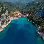 Apartman Vela Stiniva With Terrace *