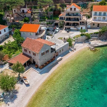 Vela Stiniva With Terrace Zastrazisce